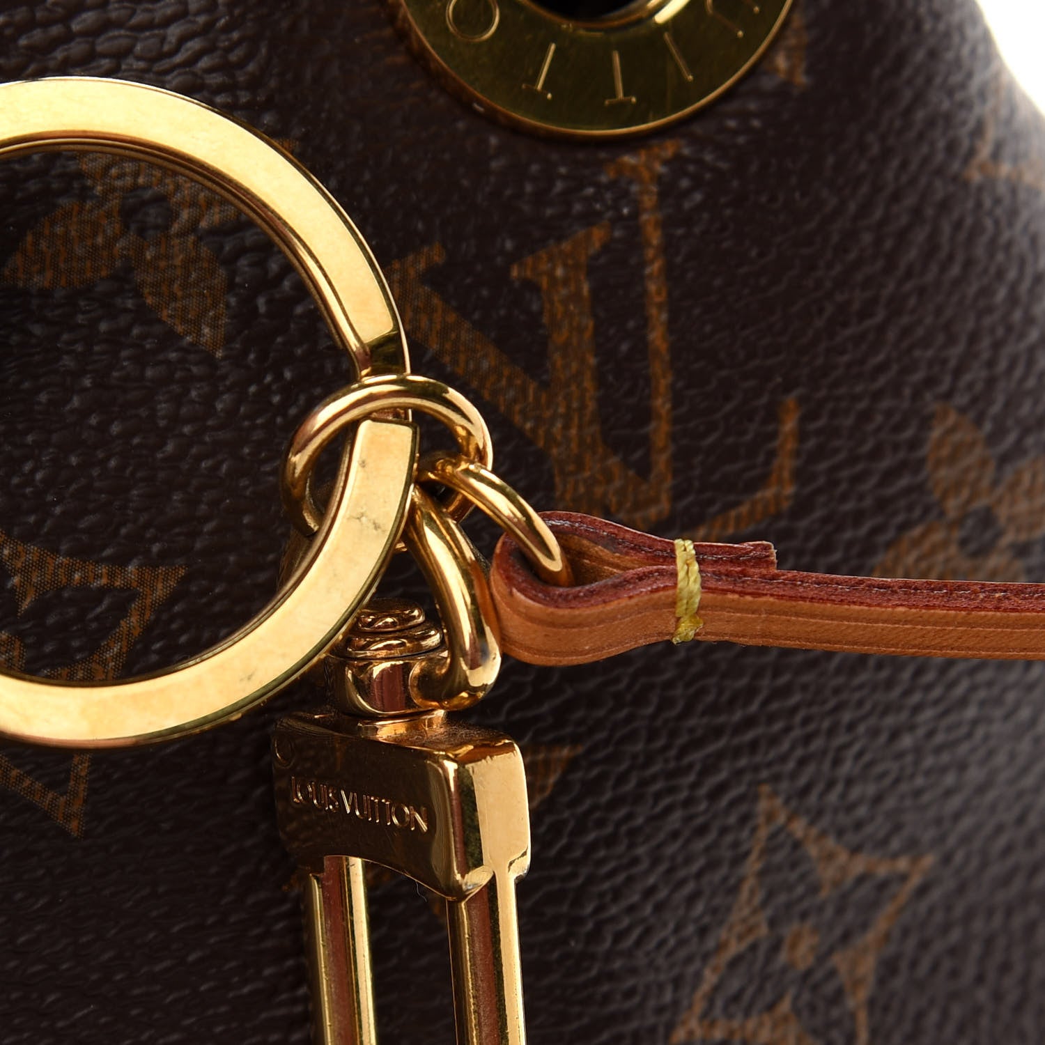 Louis Vuitton Monogram Artsy MM 9 of 9