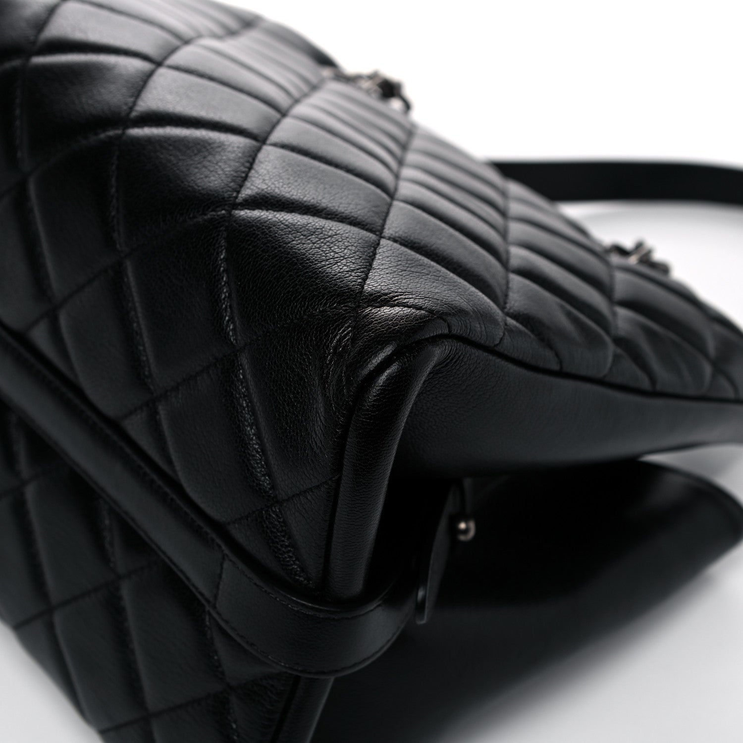 Chanel Goatskin Quilted Large City Rock Shopping Bag Black 28 of 30