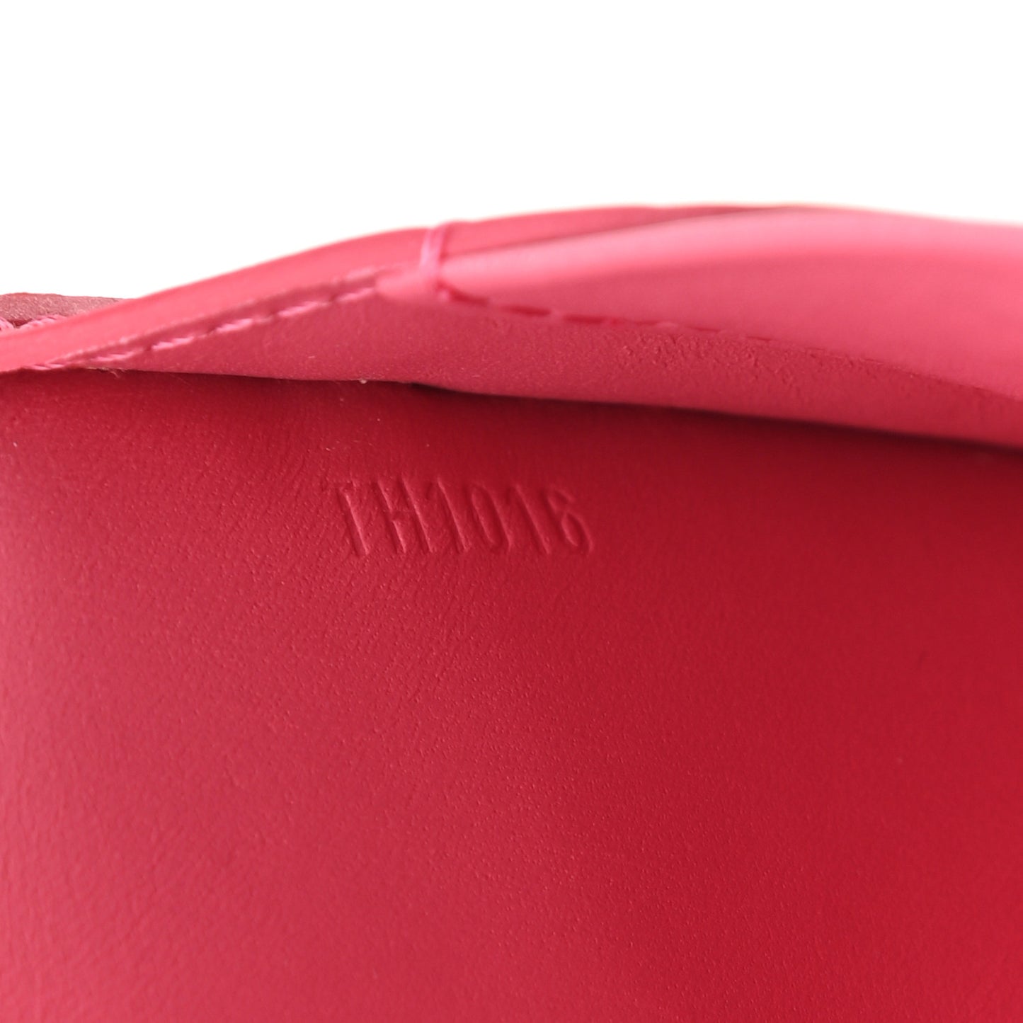 Vernis Envelope Plate Pouch Framboise