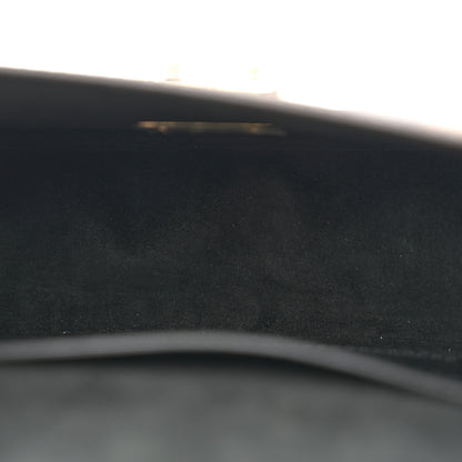 Louis Vuitton Reverse Monogram Tilsitt 5 of 9