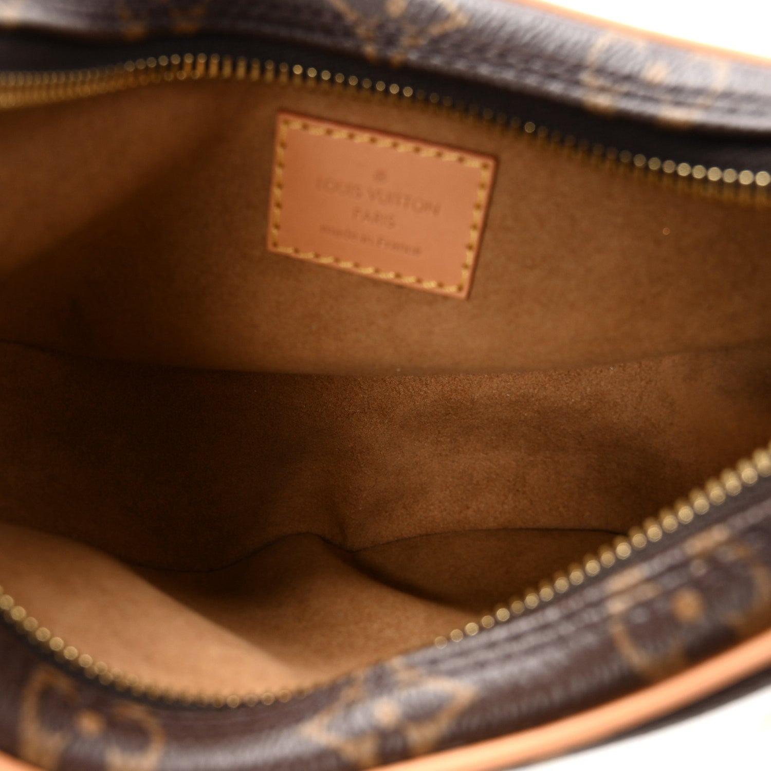 Louis Vuitton Monogram Loop 5 of 9