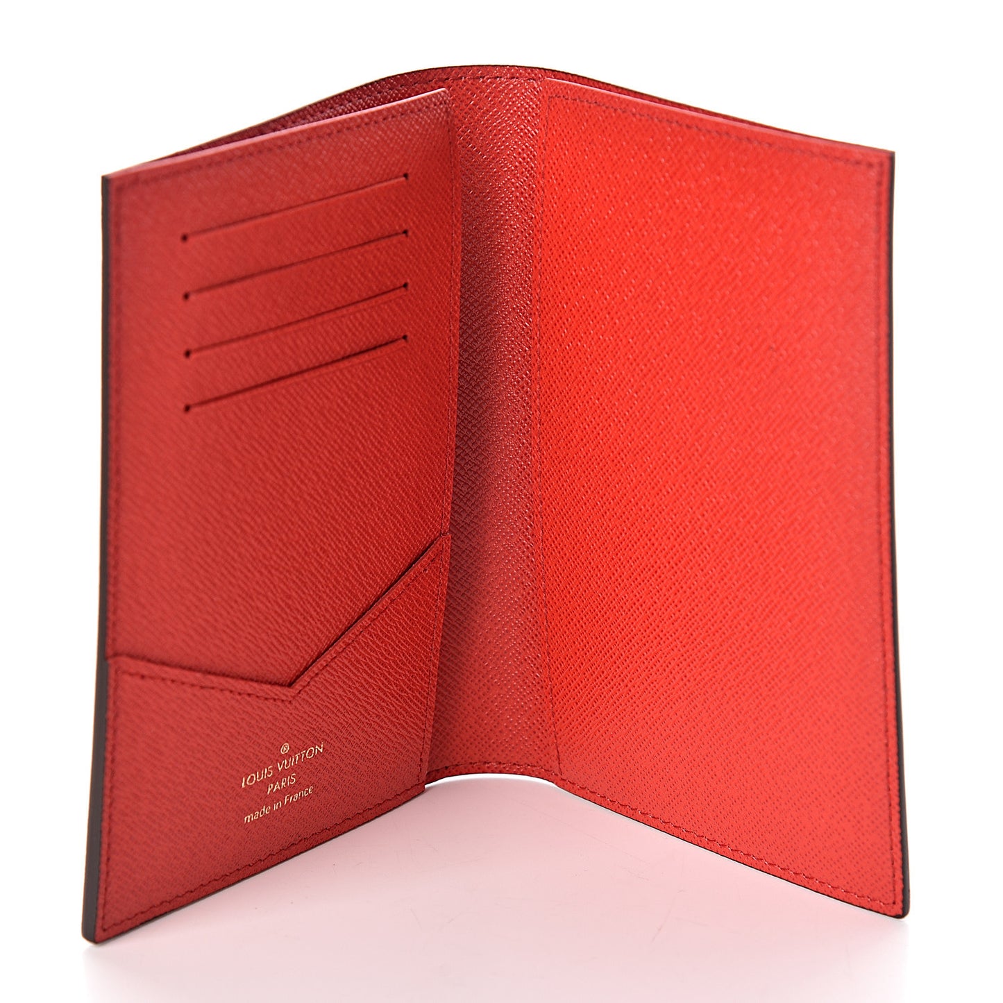 Monogram 2019 Christmas Animation Passport Cover Rouge