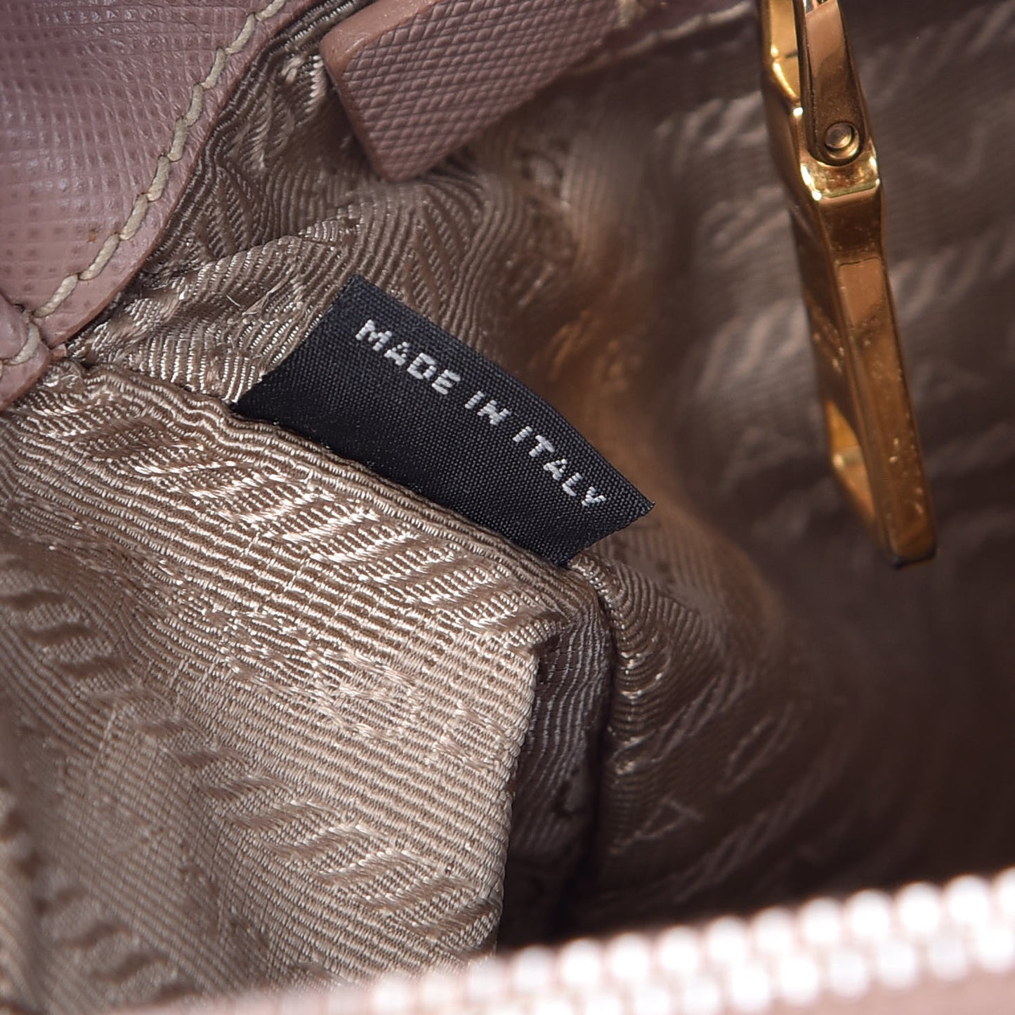 Saffiano Small Galleria Double Zip Tote Cammeo