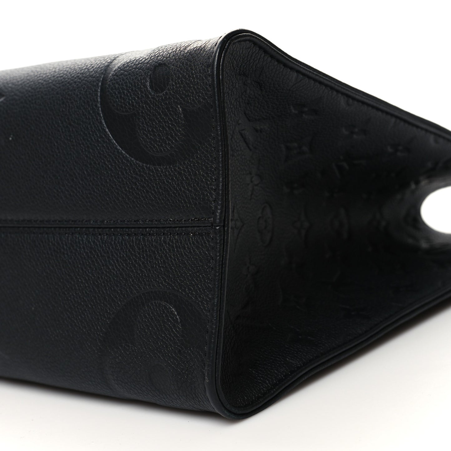 Empreinte Monogram Giant Onthego MM Black