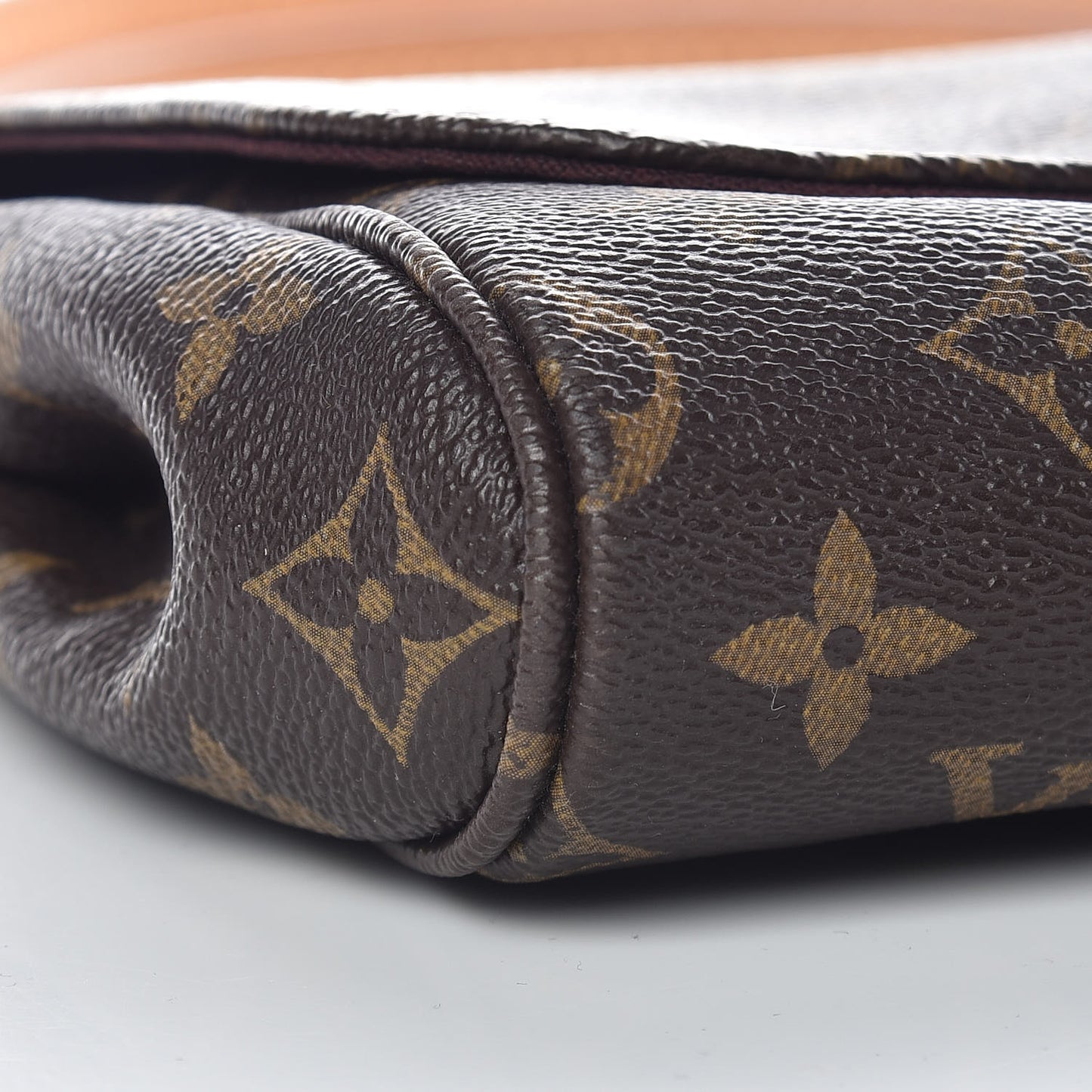 Monogram Favorite MM