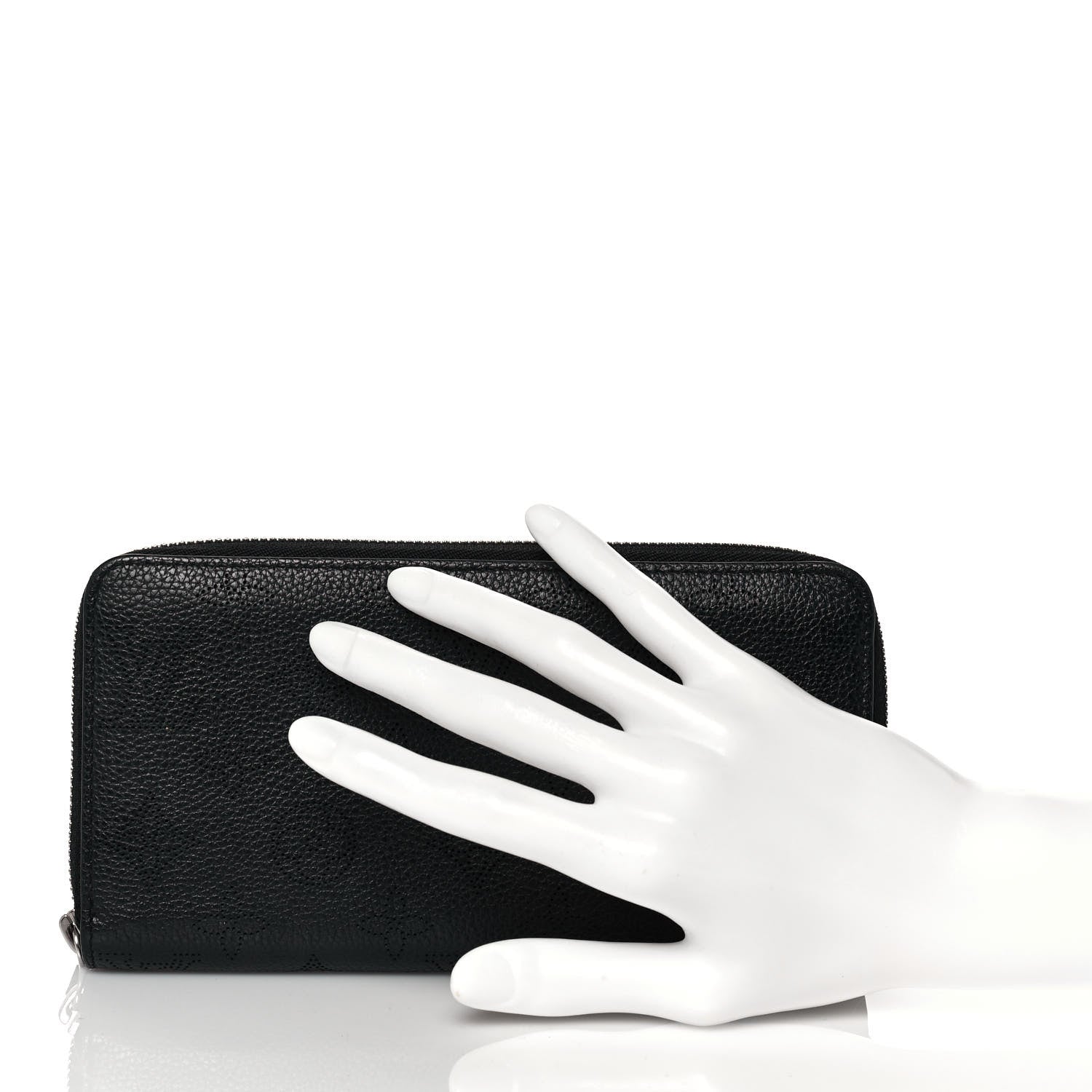 Louis Vuitton Mahina Zippy Wallet NM Black 2 of 13