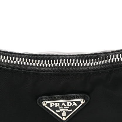 Prada Nylon Re-Edition 2005 Shoulder Bag Black 14 of 16