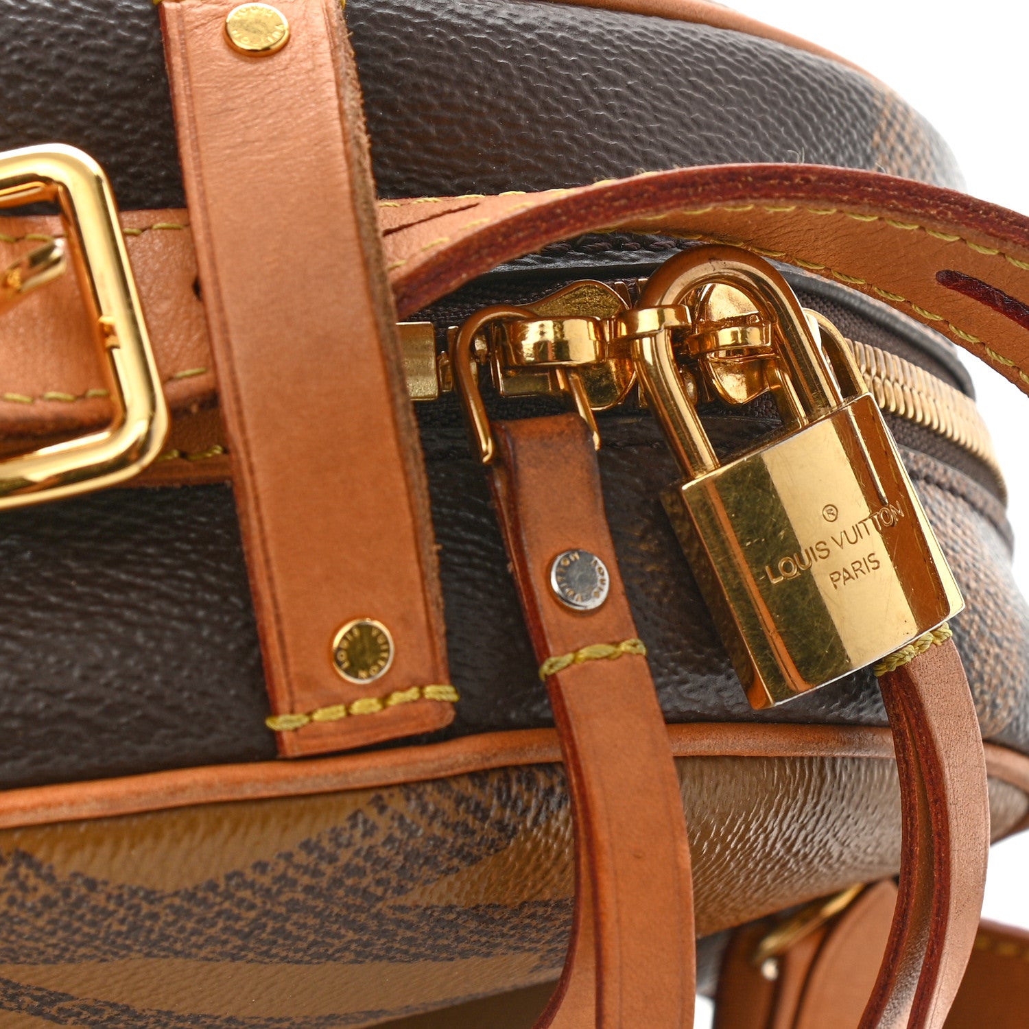 Louis Vuitton Reverse Monogram Giant Boite Chapeau Souple 14 of 14