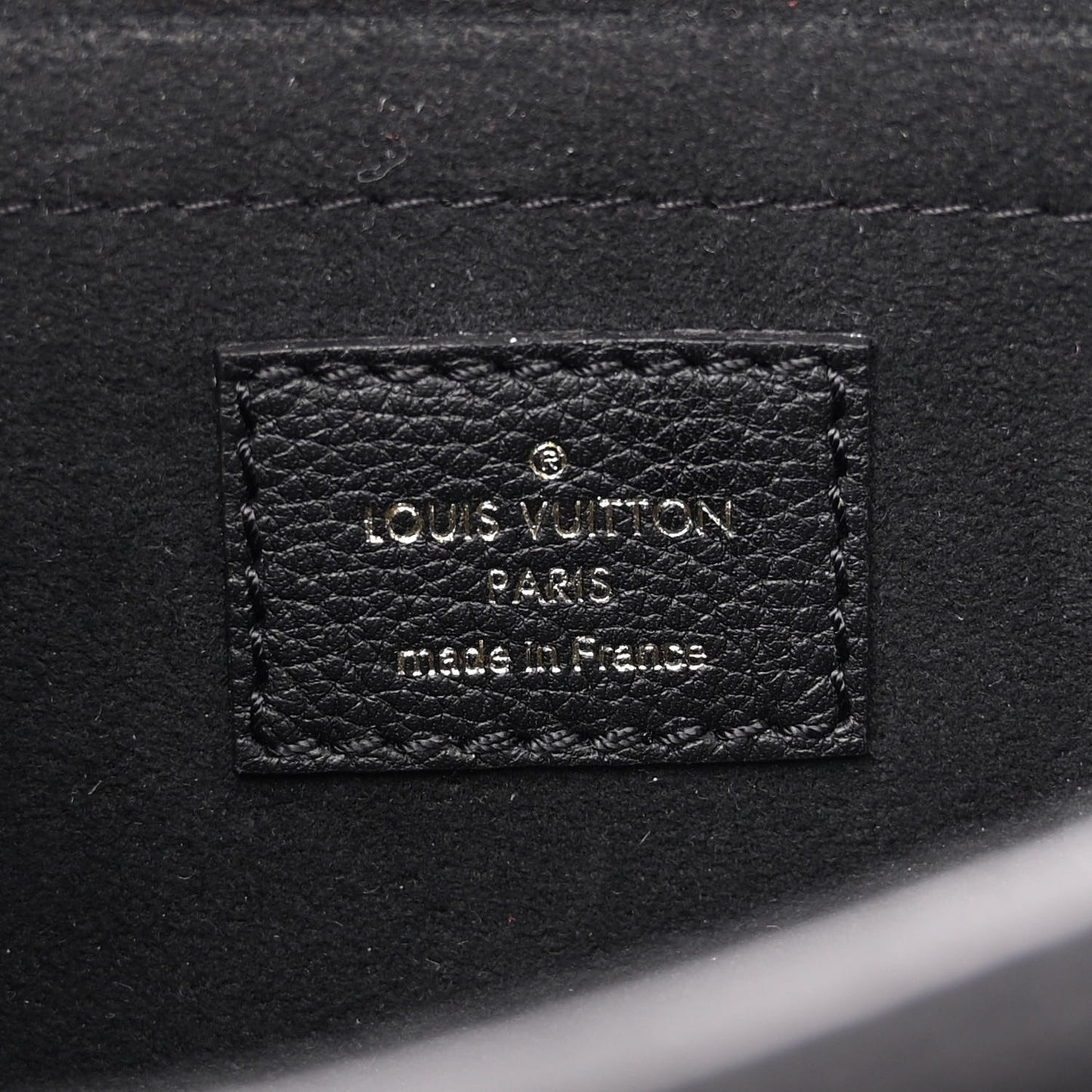 Grained Calfskin Lockme Tender Black