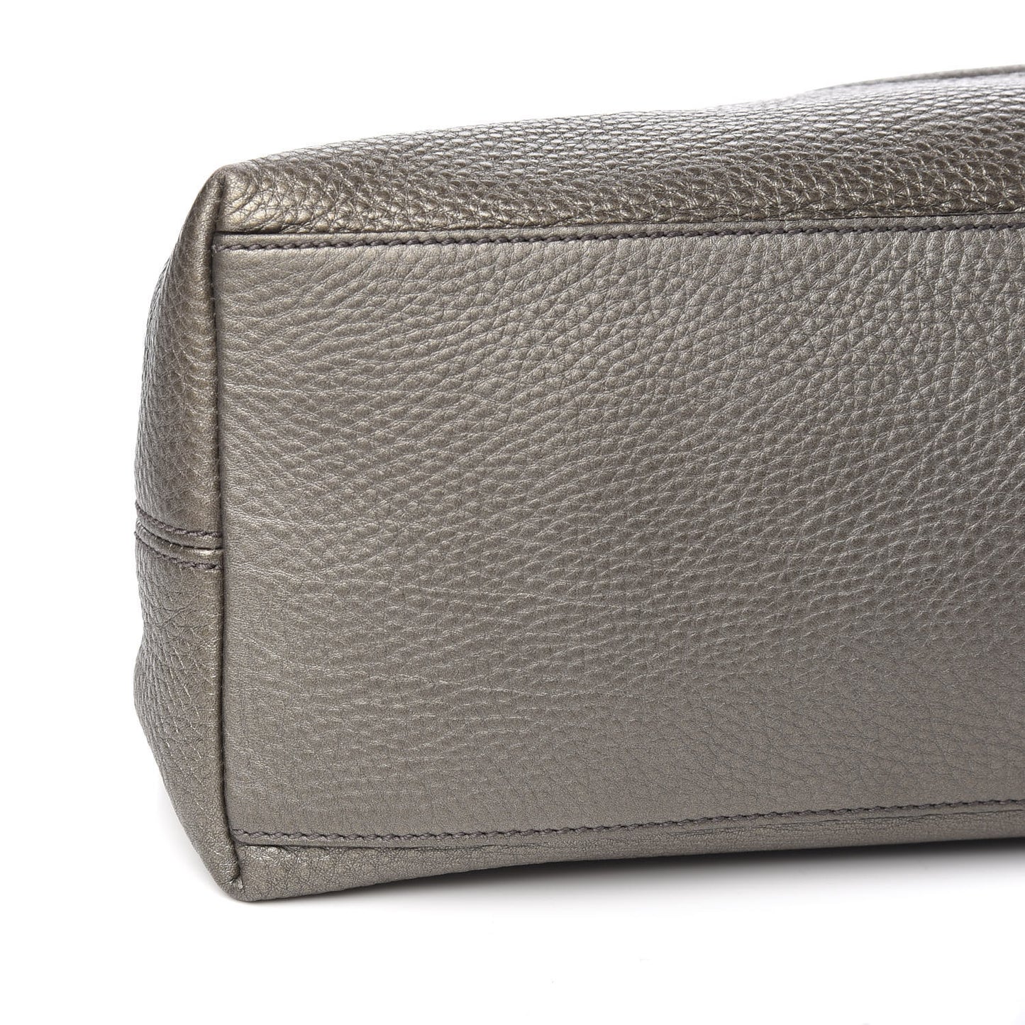 Metallic Pebbled Calfskin Medium Soho Chain Shoulder Bag Sasso