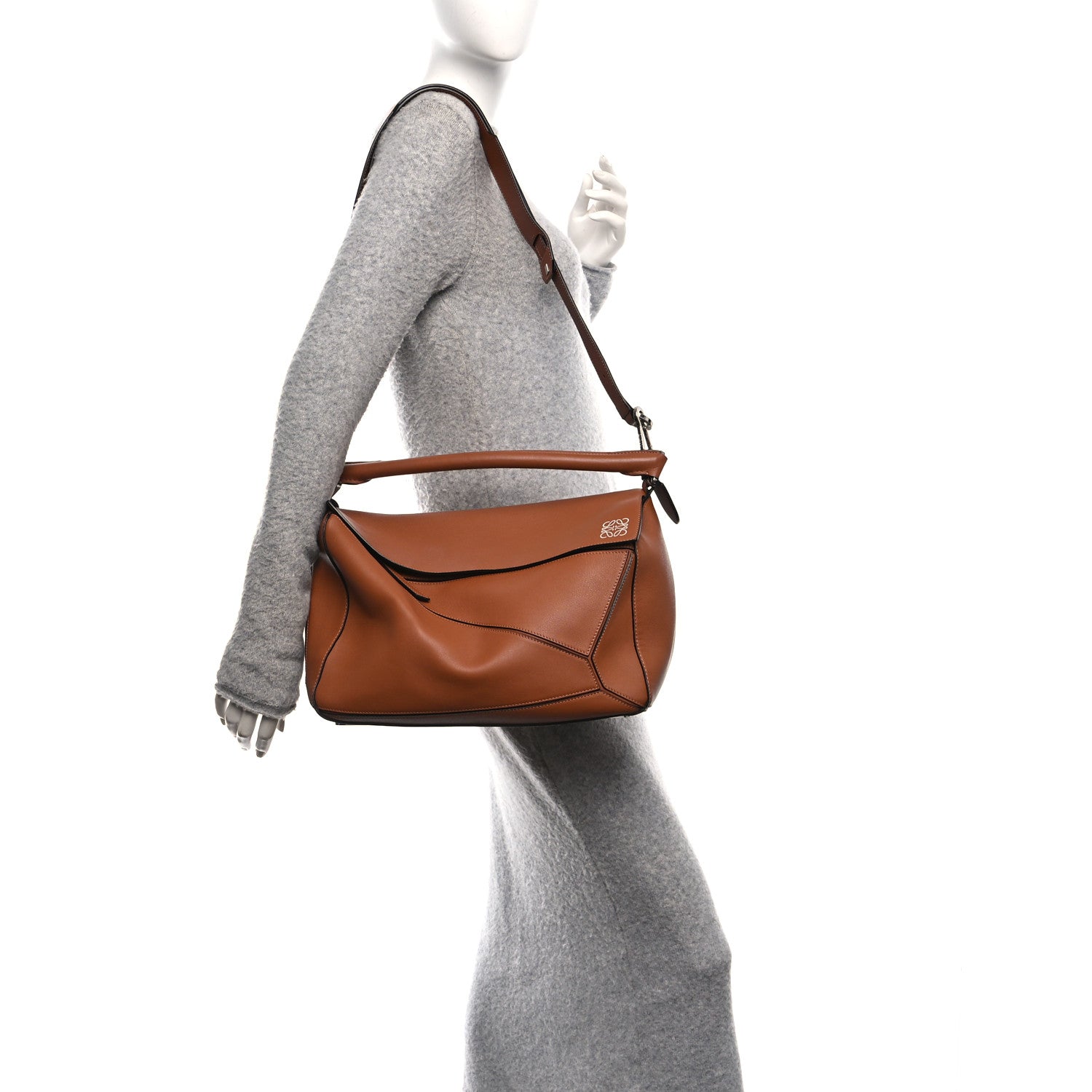 Loewe Calfskin Large Puzzle Bag Tan 3 of 19