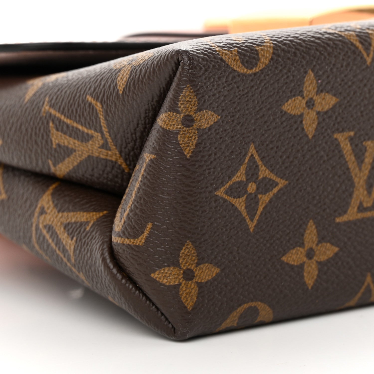 Louis Vuitton Monogram Locky BB Rose Poudre 9 of 12