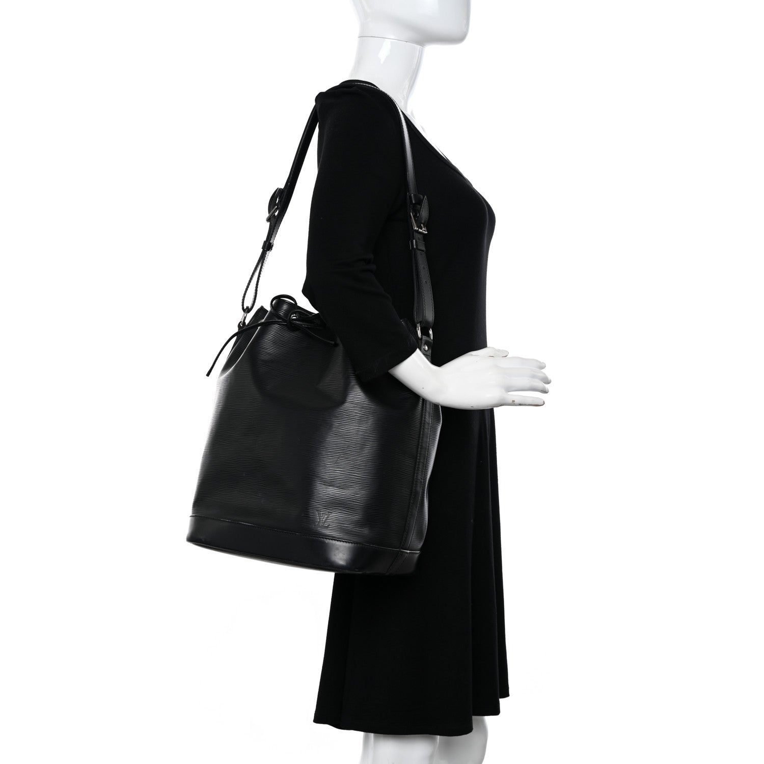 Louis Vuitton Epi Noe Black 2 of 15