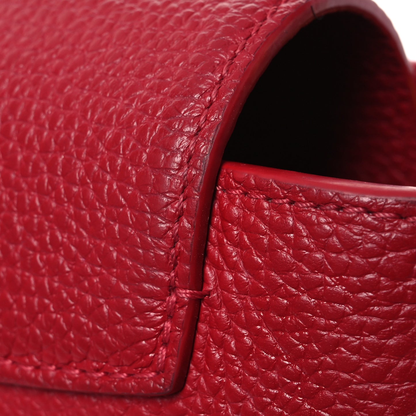 Taurillon Mini Capucines Scarlet