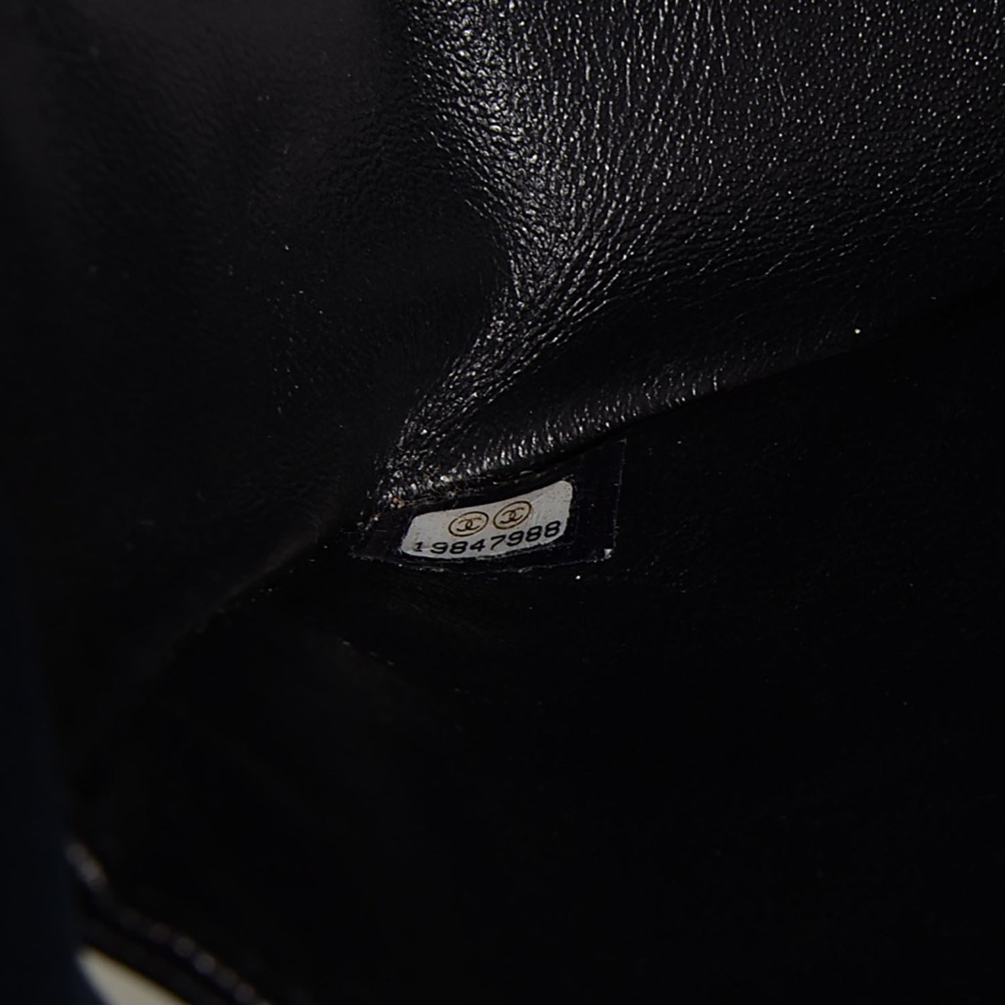 Glazed Calfskin 2.55 Reissue Flap 226 Black