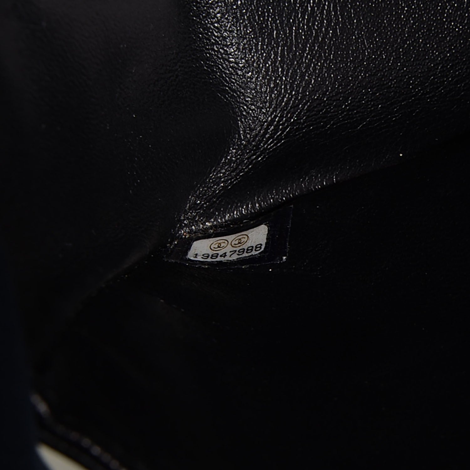 Chanel Glazed Calfskin 2.55 Reissue Flap 226 Black 8 of 9