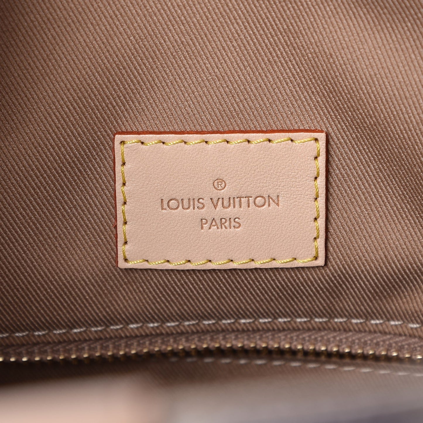 Damier Azur Graceful PM Beige