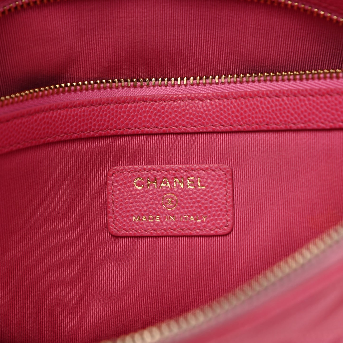 Caviar Quilted Medium Cosmetic Case Pink