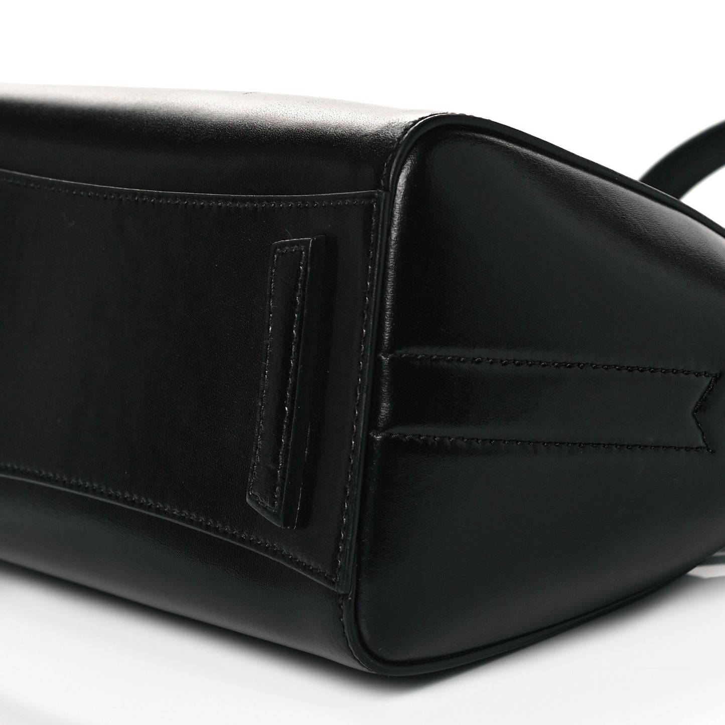 Shiny Lord Calfskin Mini Antigona Black