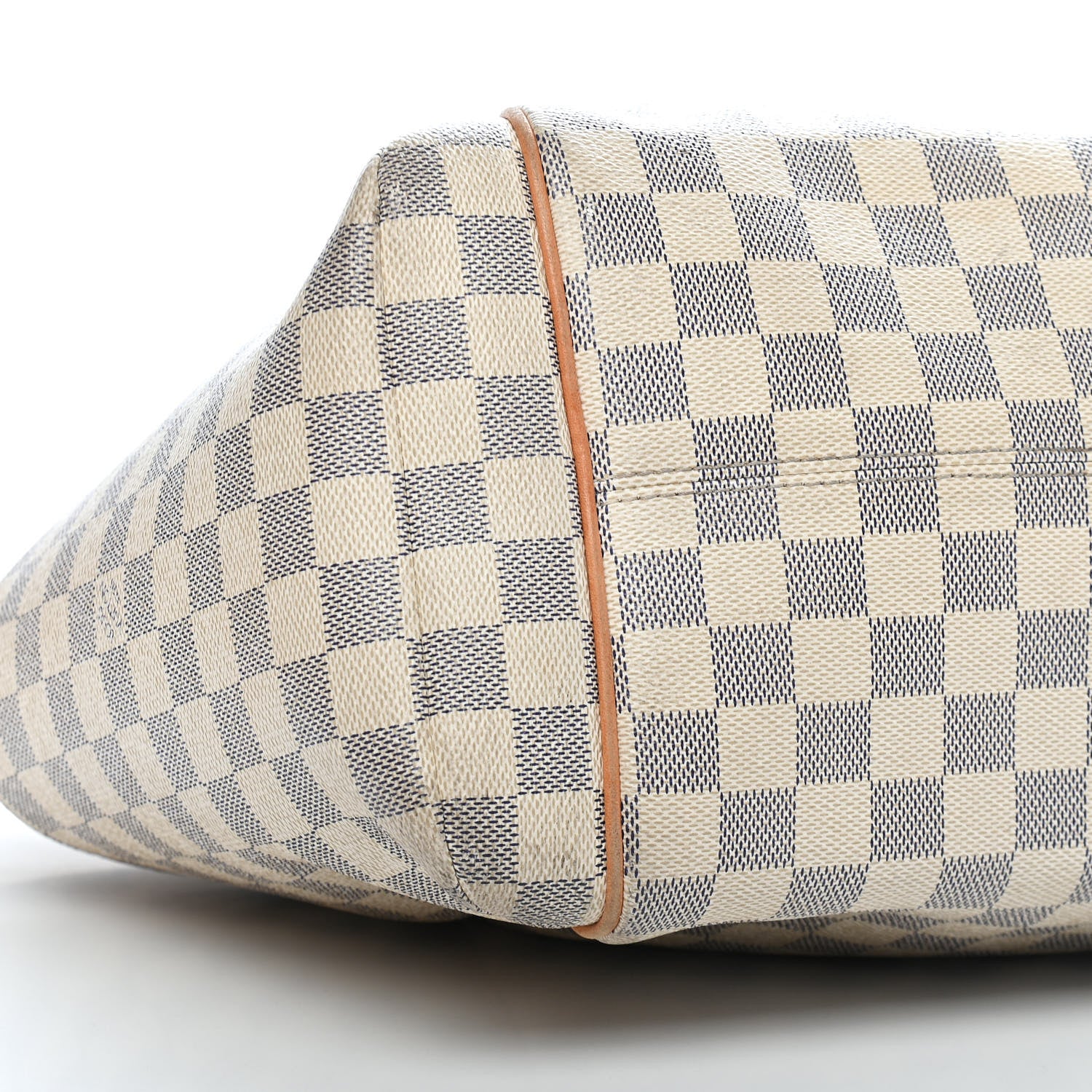 Louis Vuitton Damier Azur Totally MM 8 of 11