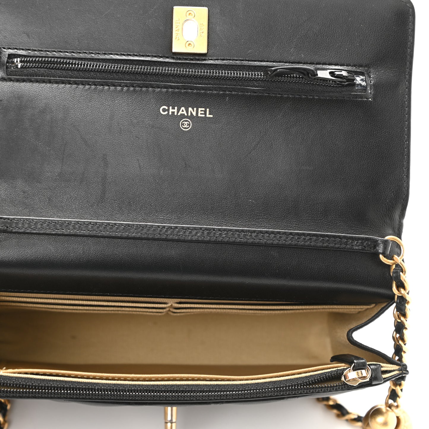 Lambskin Quilted CC Pearl Crush Wallet on Chain WOC Black