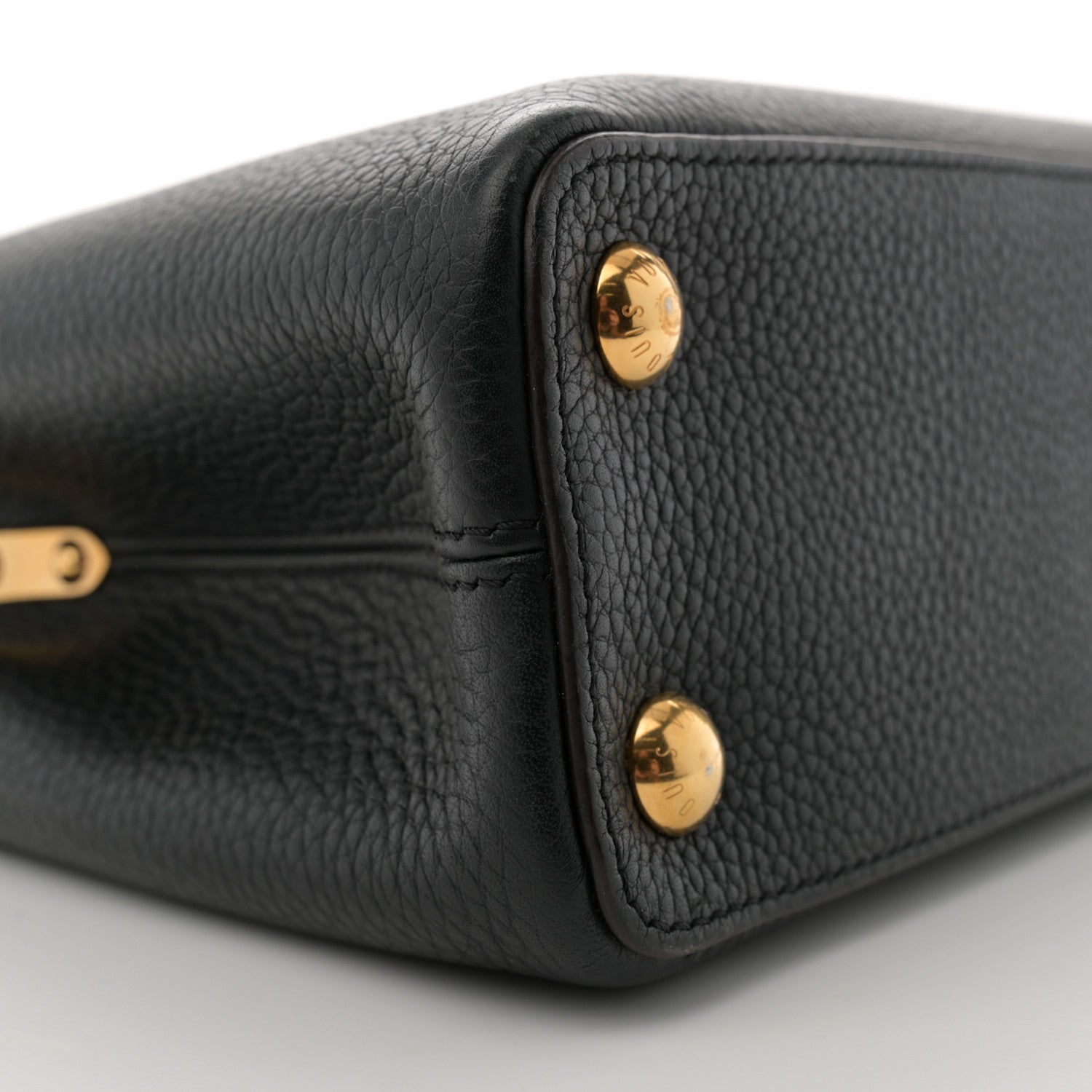 Louis Vuitton Taurillon Capucines BB Black 9 of 12