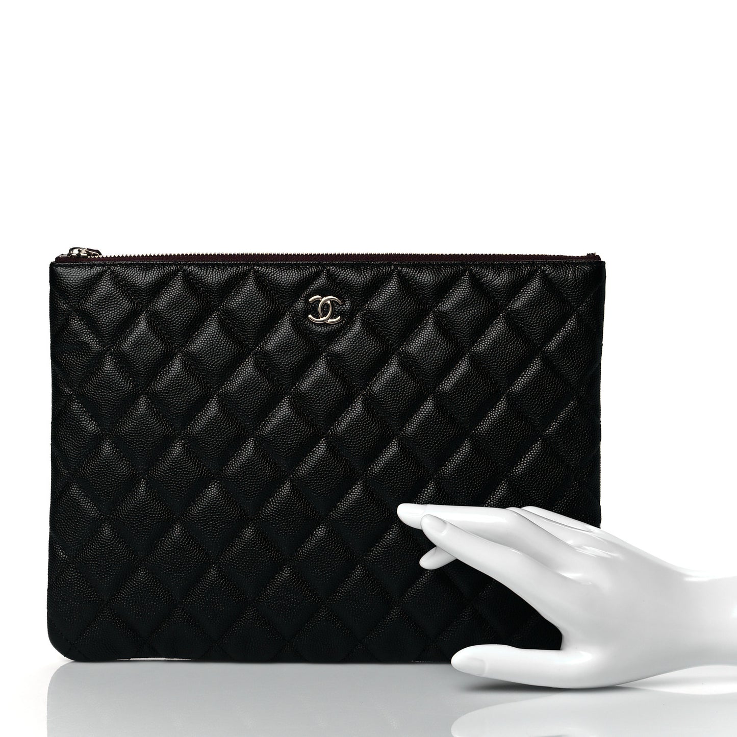 Caviar Quilted Medium Cosmetic Case Black
