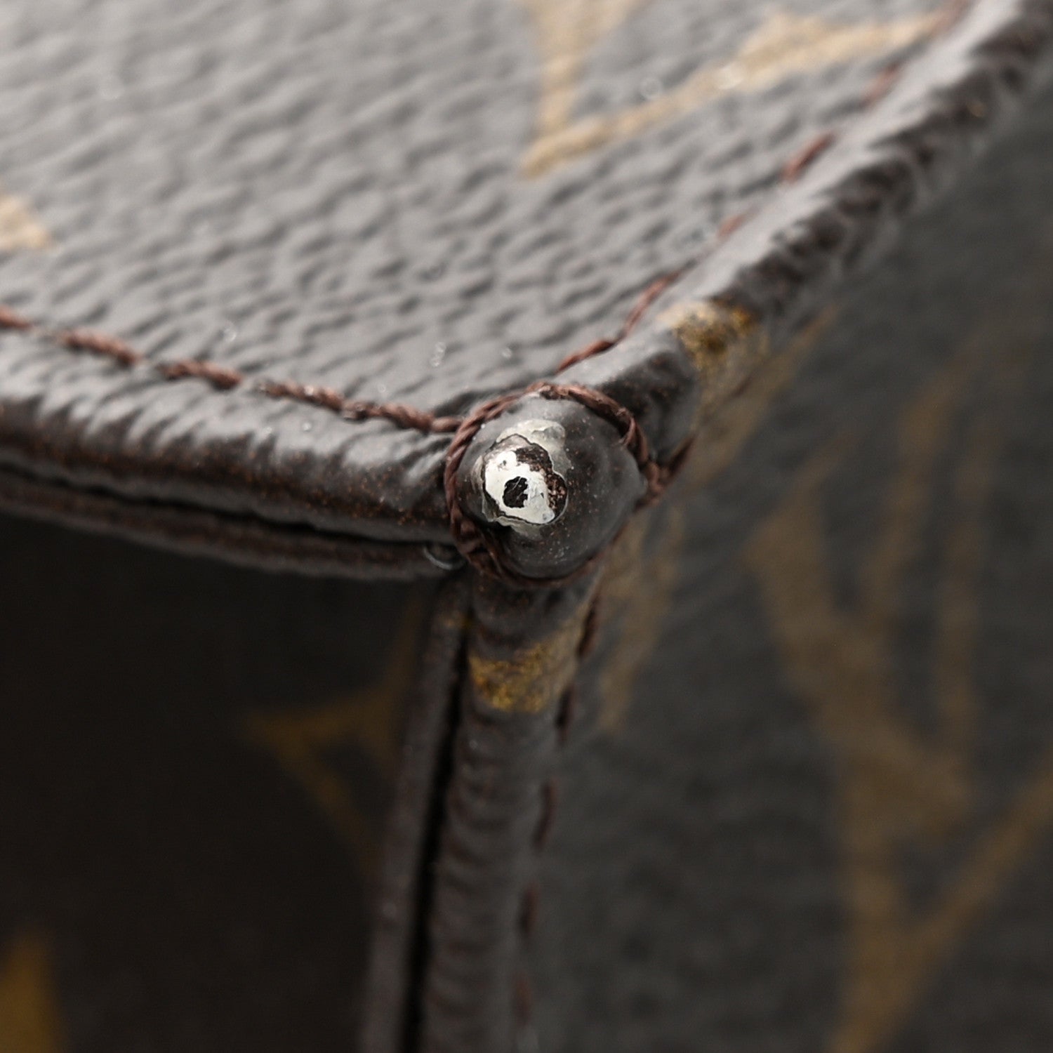 Louis Vuitton Monogram Fall In Love Petit Sac Plat 10 of 11
