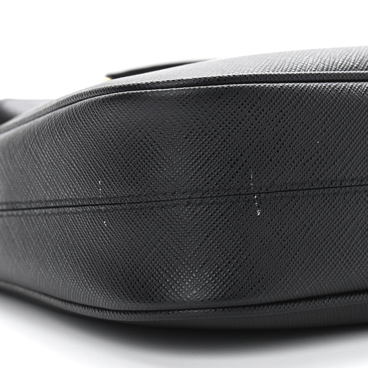 Saffiano Lux Re-Edition 2005 Shoulder Bag Black
