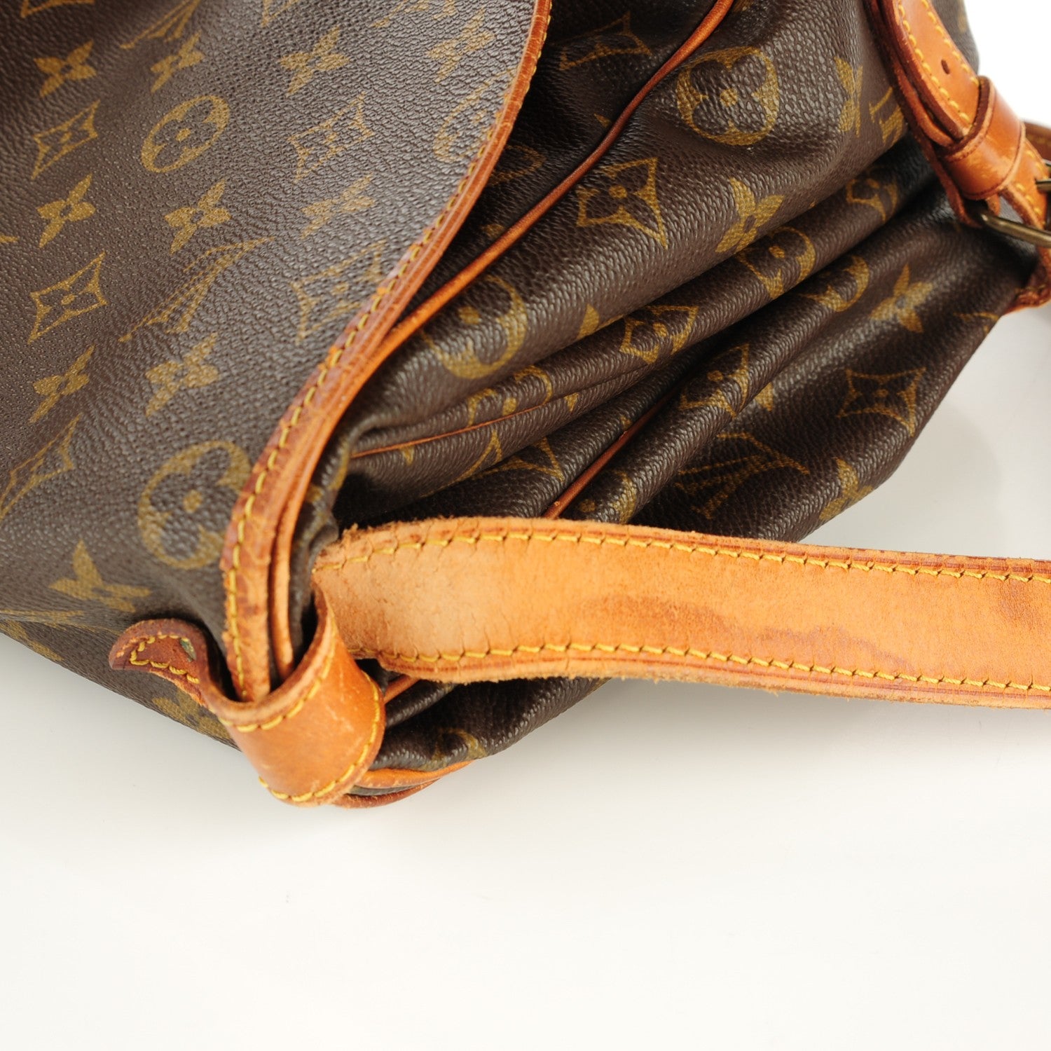 Louis Vuitton Monogram Saumur 35 13 of 17
