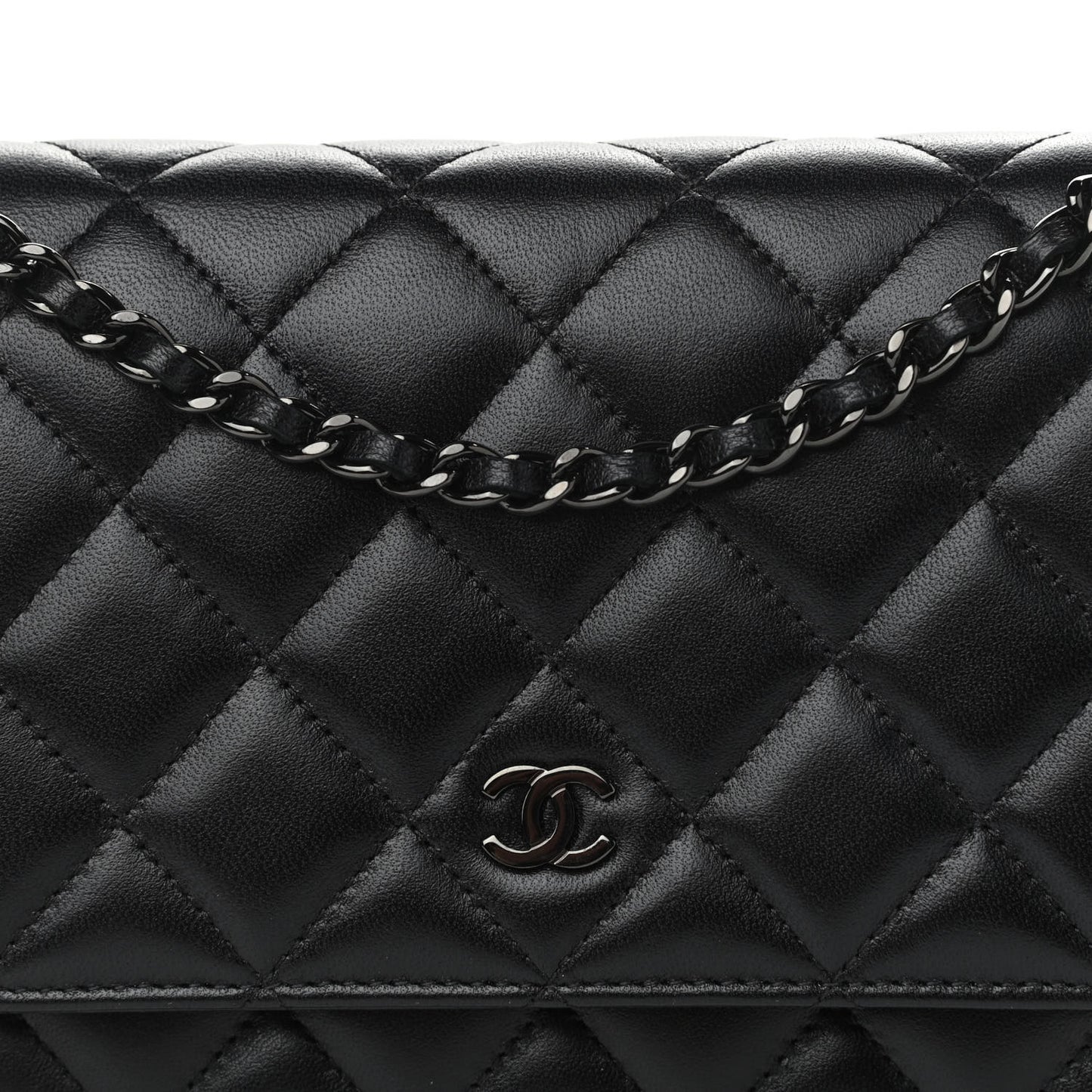 Lambskin Quilted Wallet On Chain WOC So Black