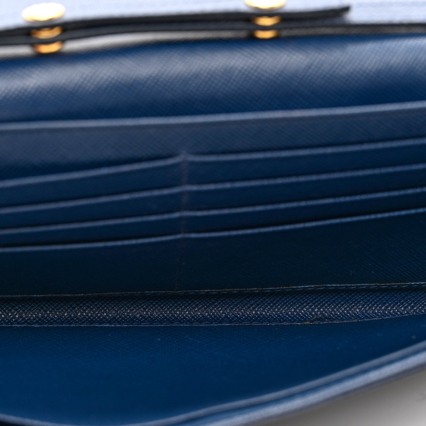 Saffiano Metal Bar Chain Wallet Bleuette