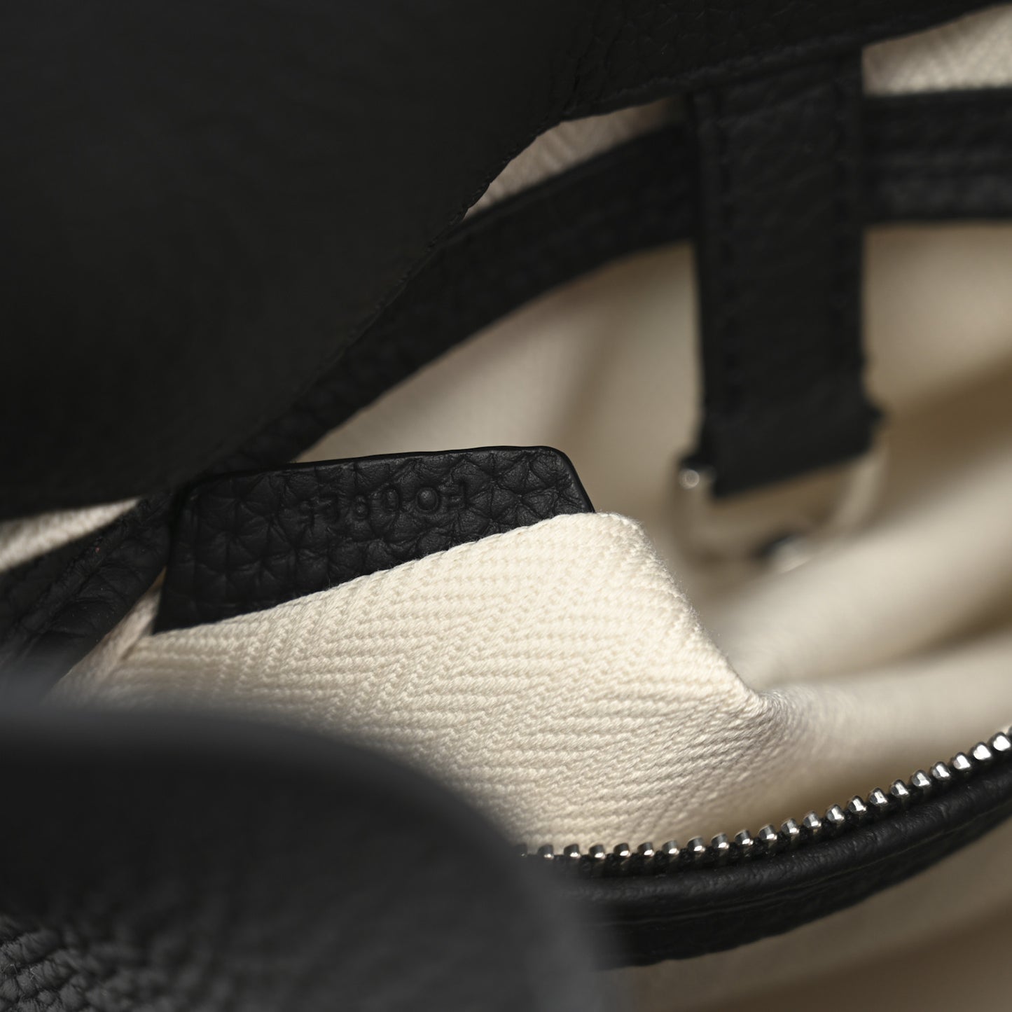 Matte Grained Calfskin Soft Margaux 12 Black