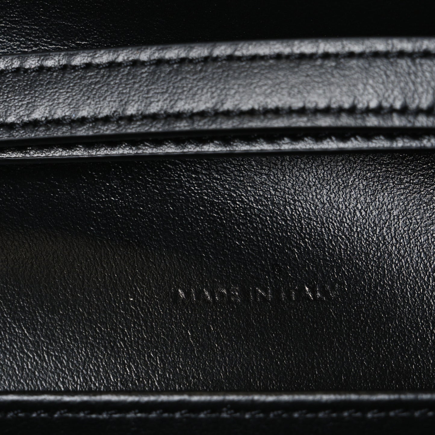 Shiny Calfskin Triomphe Margo Wallet on Chain Black