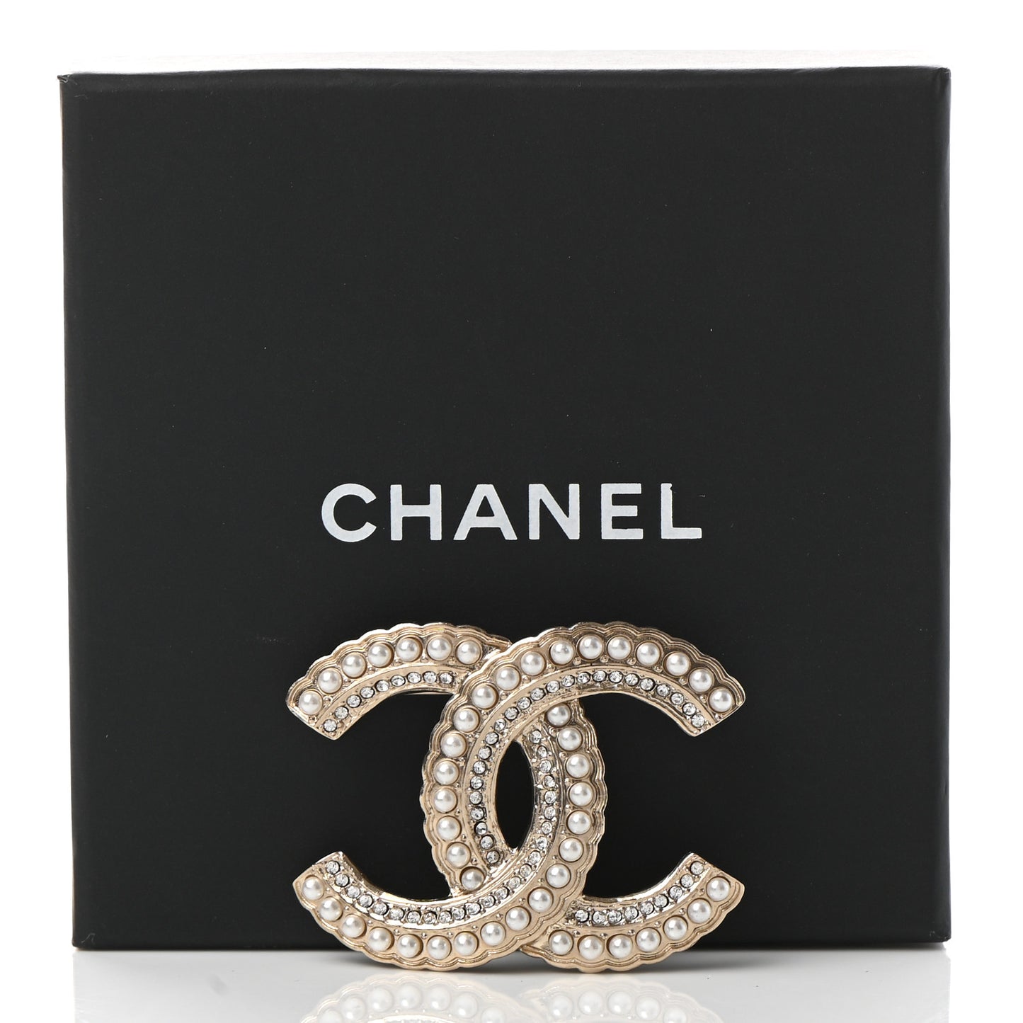 Pearl Crystal Queen of France CC Brooch Gold