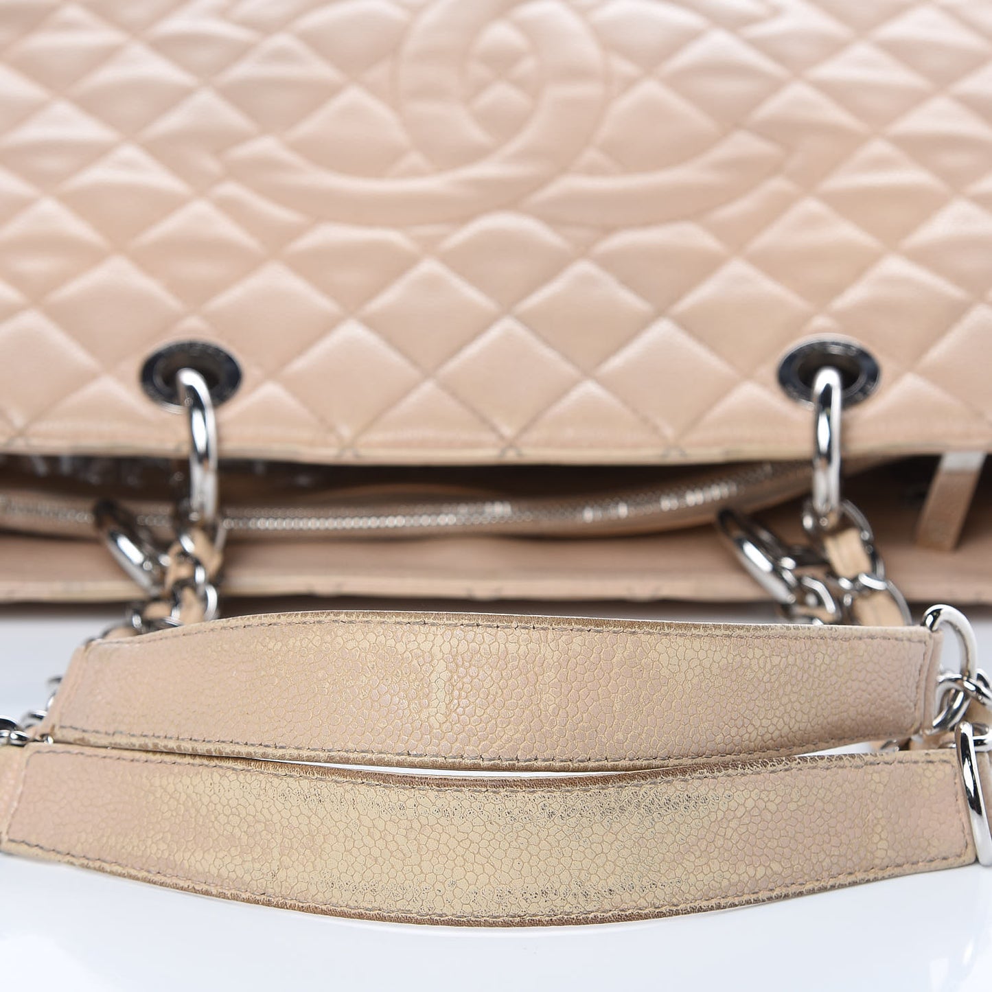 Caviar Quilted Grand Shopping Tote GST Beige Clair