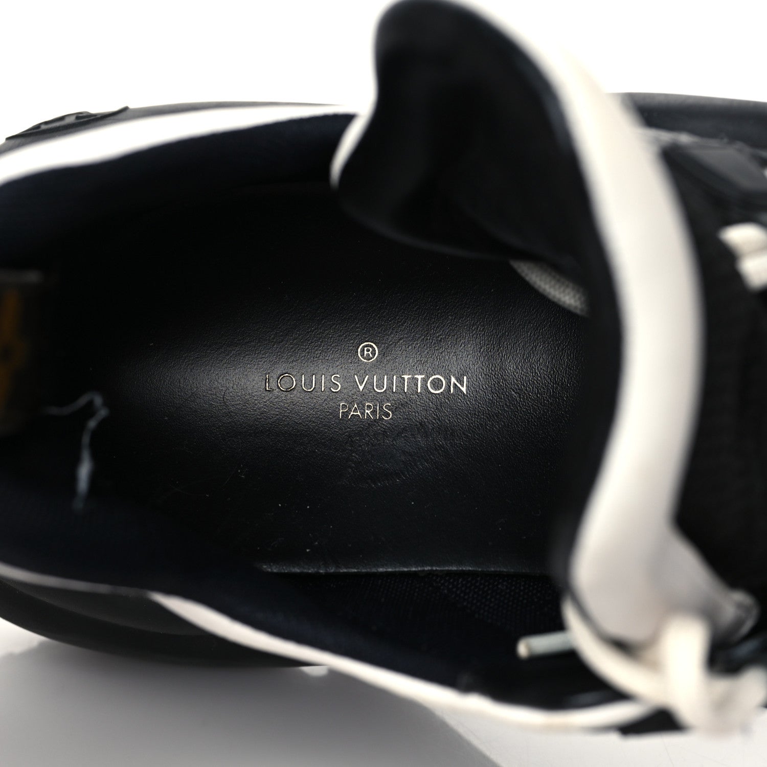 Louis Vuitton Calfskin Technical Nylon LV Archlight Sneakers 39 Black White 7 of 15