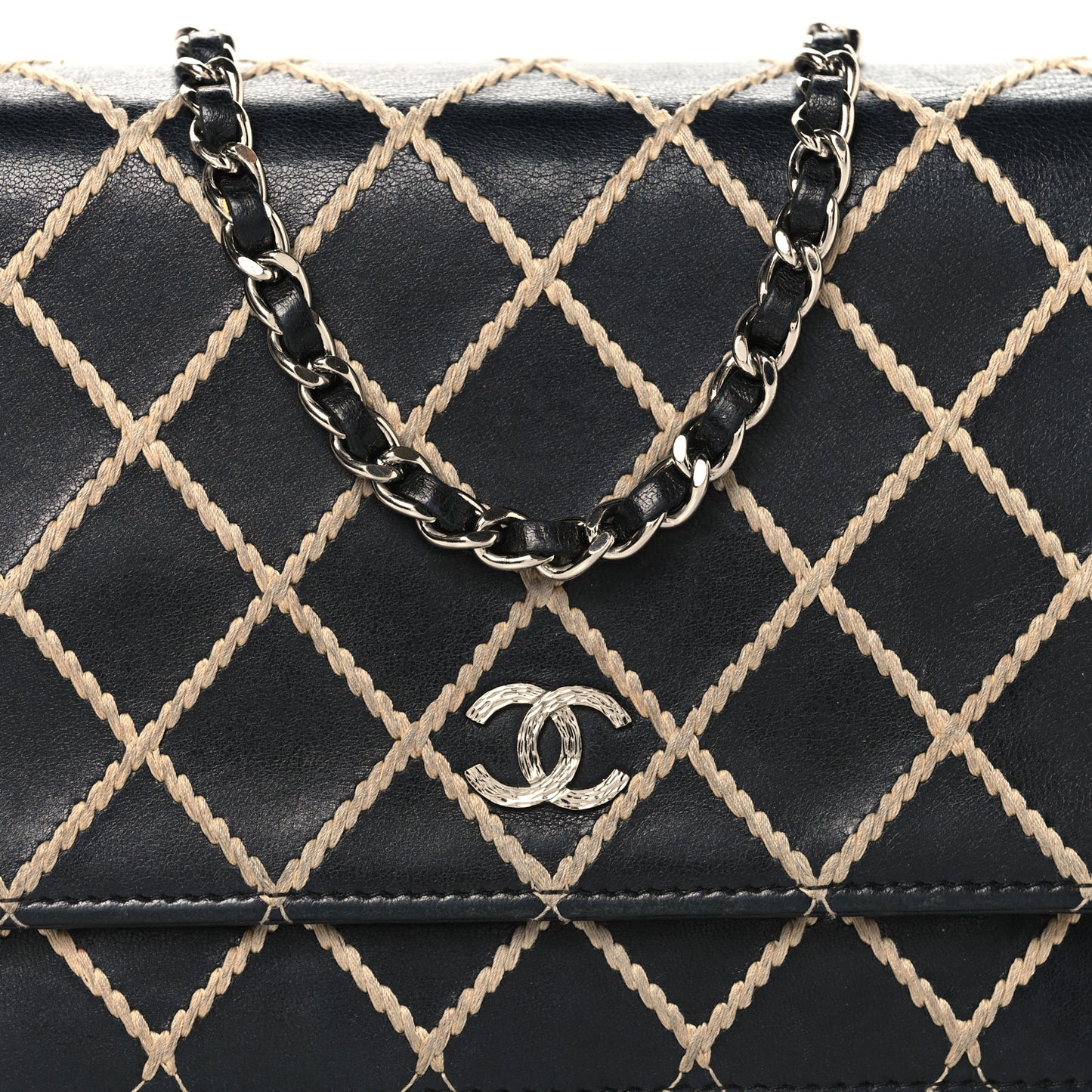 Calfskin Diamond Stitch Wallet On Chain WOC Black