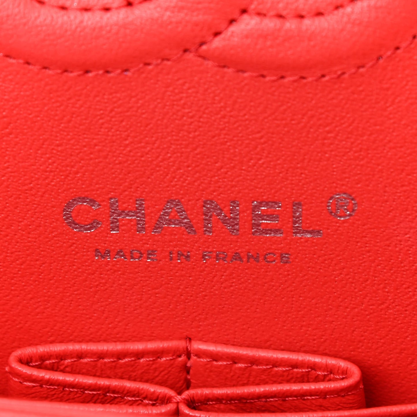 Caviar Chevron Quilted Medium Double Flap Red