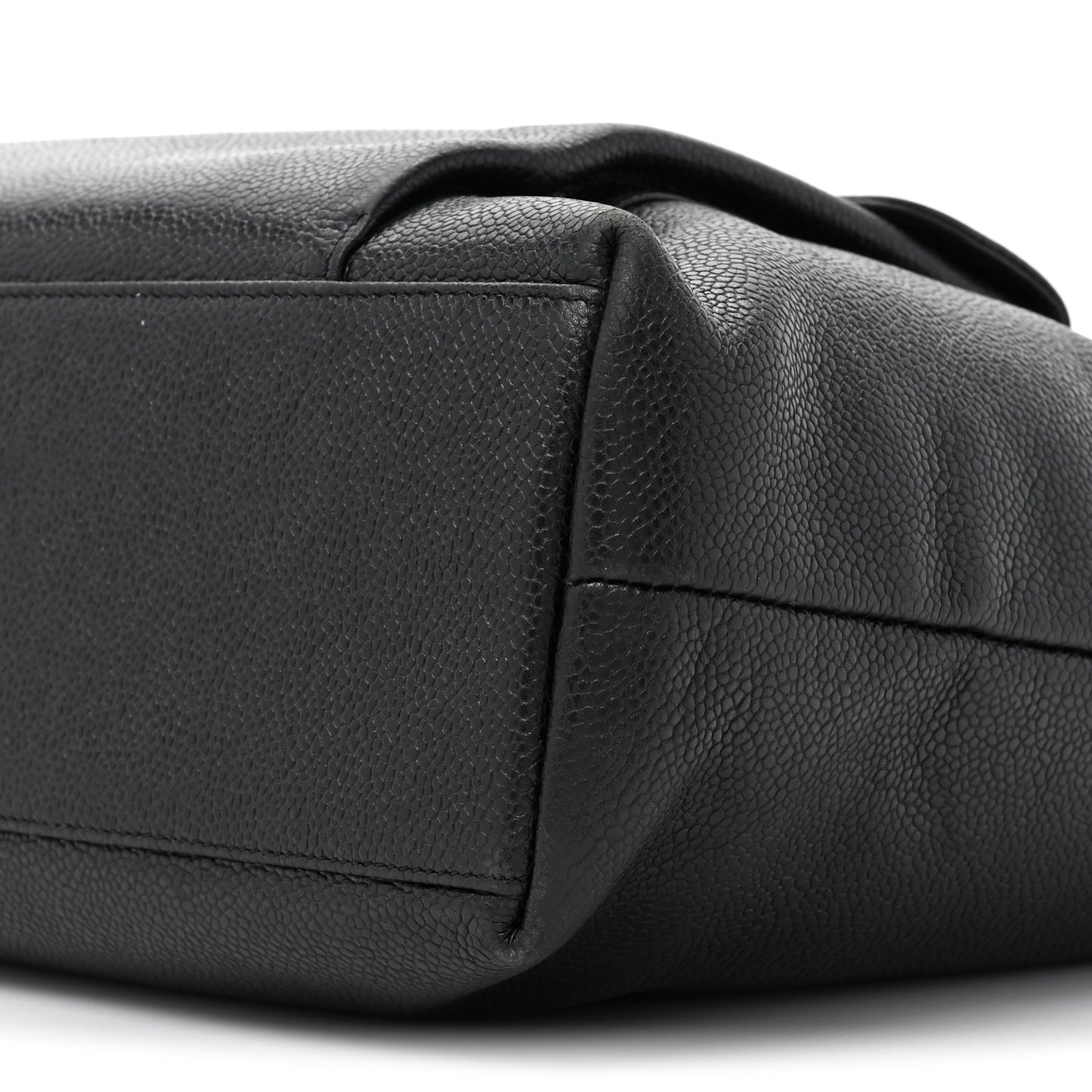 Caviar Flap Shoulder Bag Black