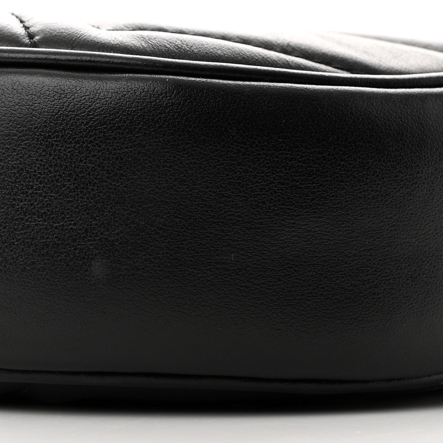 Calfskin Matelasse Chevron Mini GG Marmont Half Moon Hobo Black