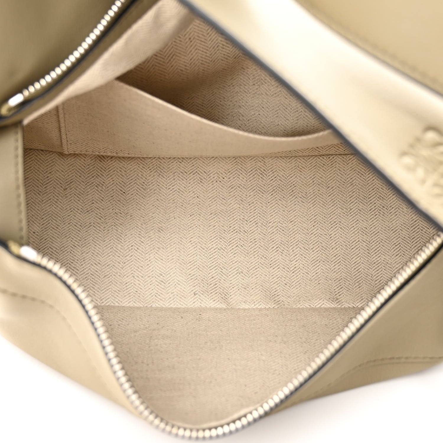 Loewe Calfskin Puzzle Hobo Artichoke 5 of 12