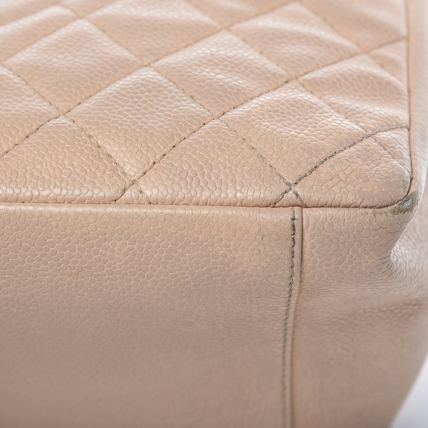 Caviar Quilted Grand Shopping Tote GST Beige Clair