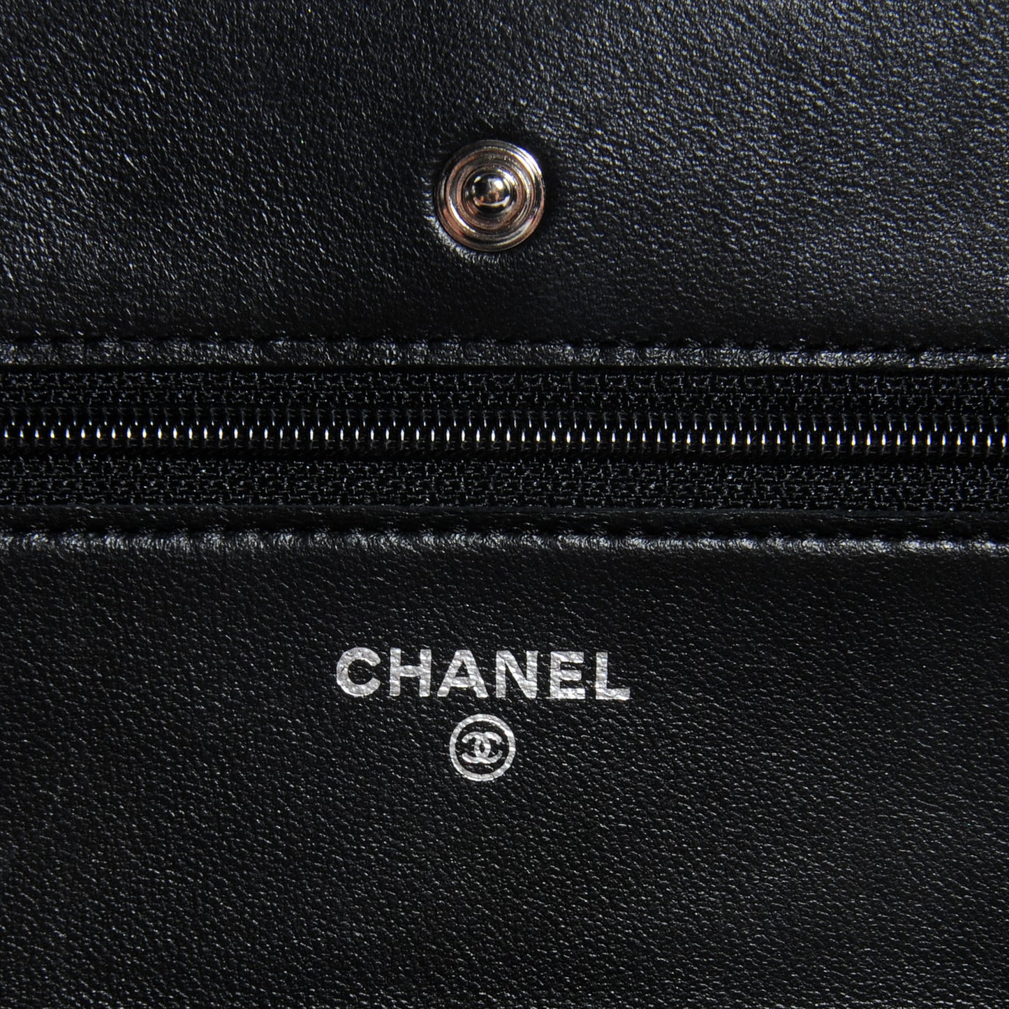 Lambskin Quilted Wallet On Chain WOC Black