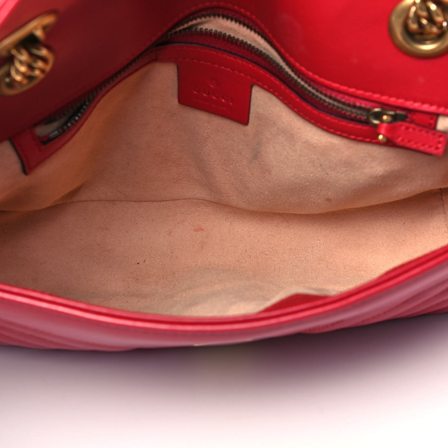 Calfskin Matelasse Small GG Marmont Shoulder Bag Hibiscus Red