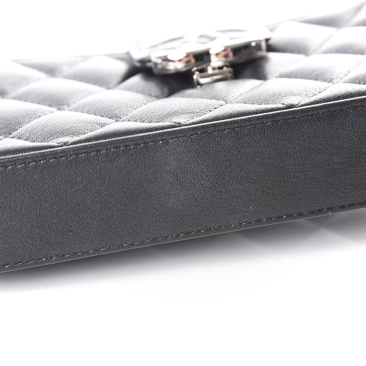 Lambskin Quilted CC Box Clutch With Chain Black