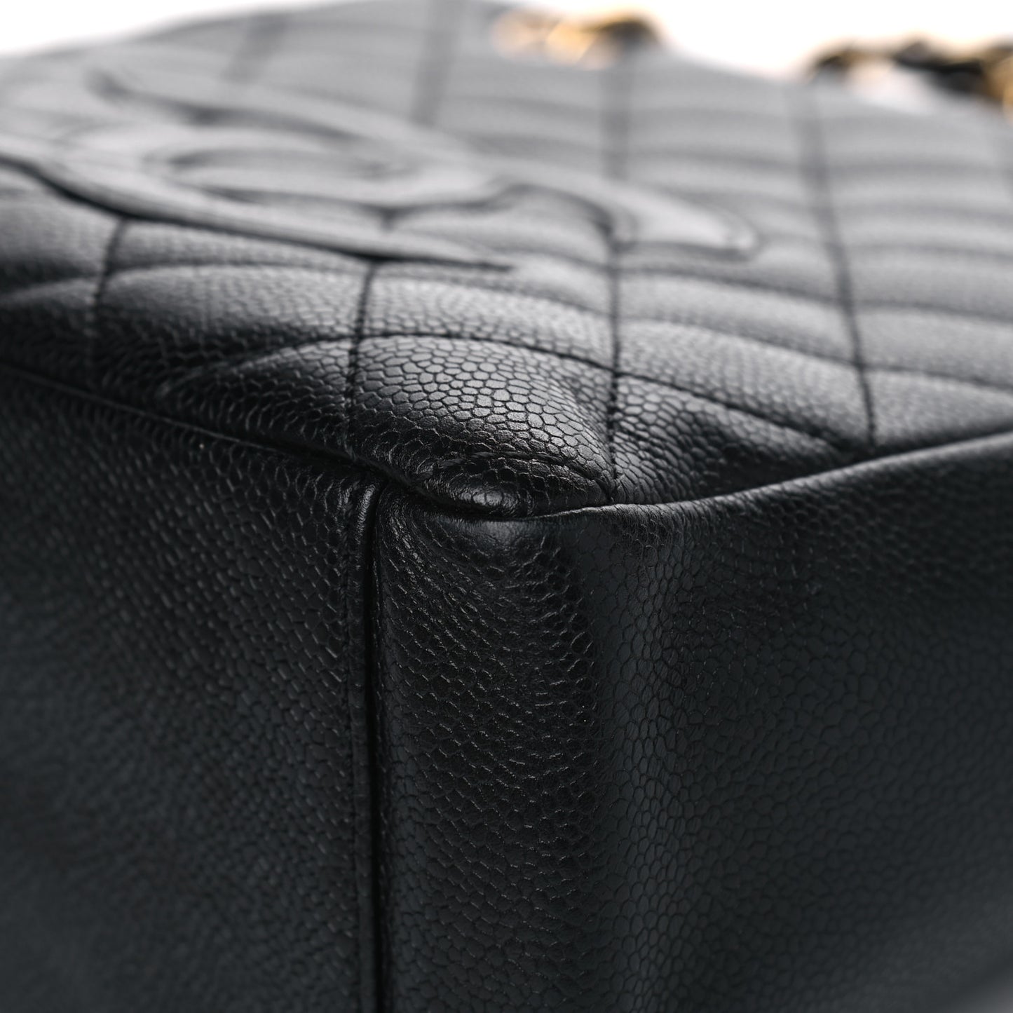Caviar Quilted Petit Shopping Tote PST Black