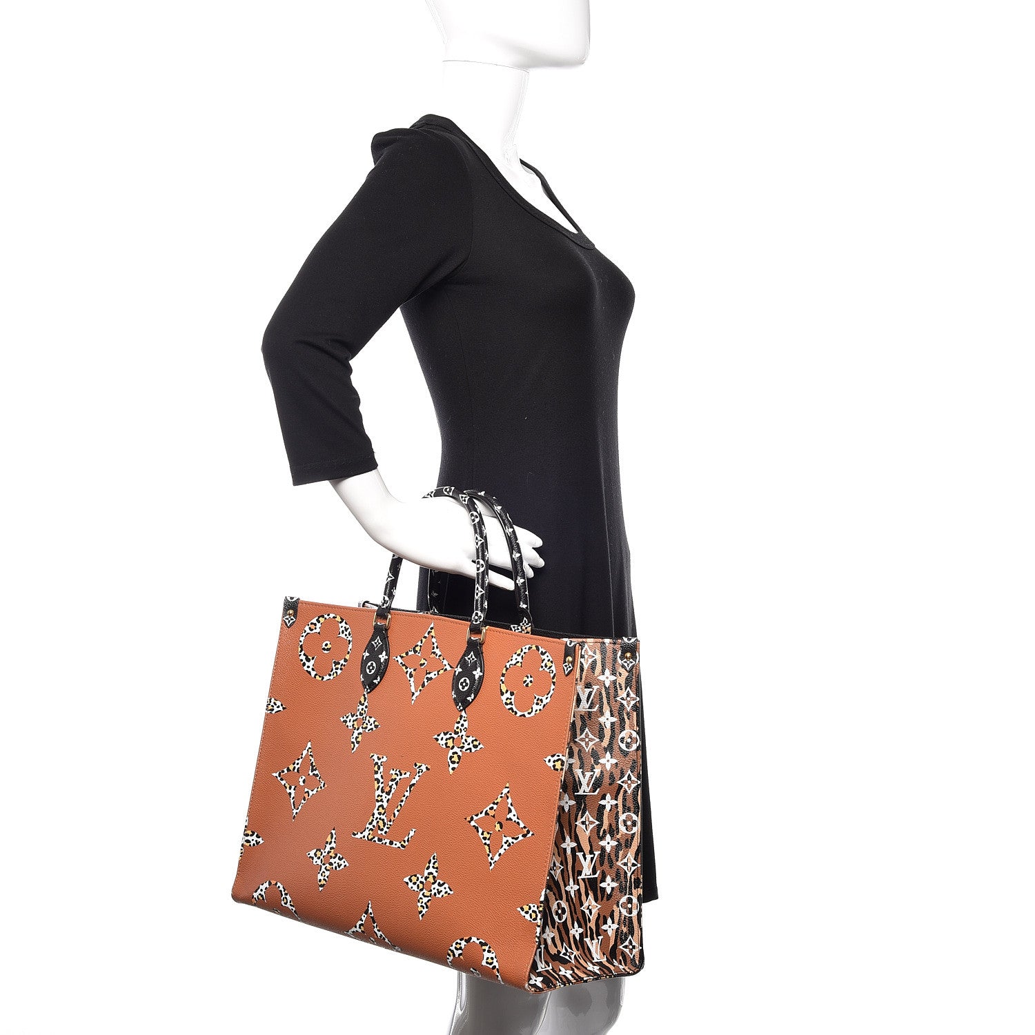 Louis Vuitton Monogram Giant Jungle Onthego GM Black 3 of 10