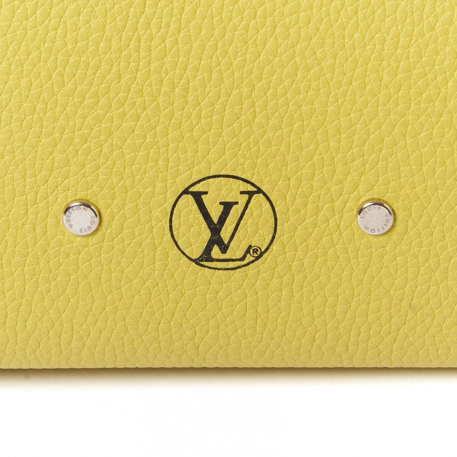 Louis Vuitton Veau Nuage Milla PM Vert Acide 8 of 9