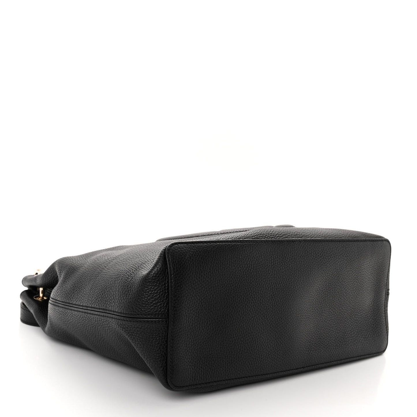 Pebbled Calfskin Large Soho Hobo Black